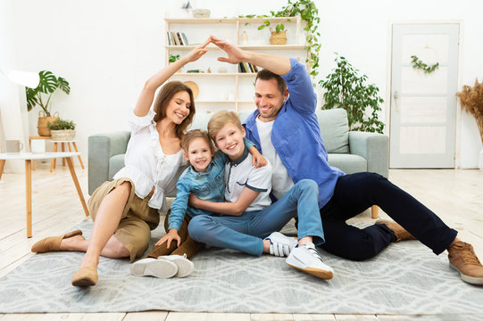 A family protected by life insurance in 2026